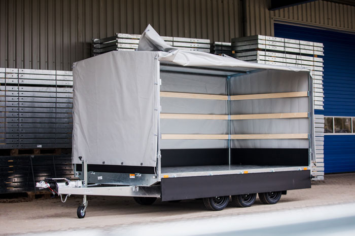 Saris Planenanhänger Hochlader Verkauf