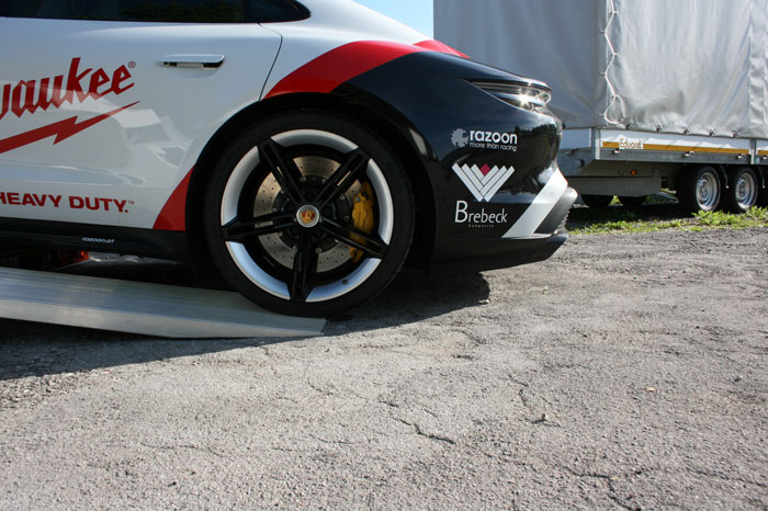 Den Z-Trailer Vollaluminium Fahrzeugtransporter kaufen Sie im Anhängerpark Salzburg