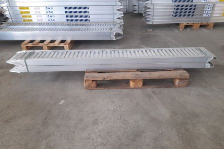 Alurampen für Rampenschacht Anhänger | Anhängerpark Salzburg