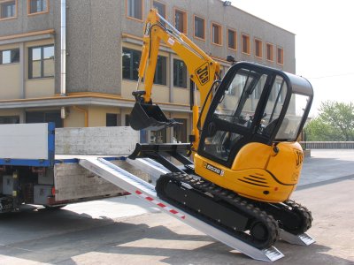 Alurampen M140/40s ohne Rand | Anhängerpark Salzburg