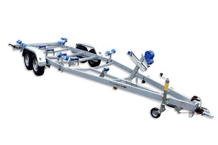 Bootsanhänger mit Vierfachrollen und Doppelrollen